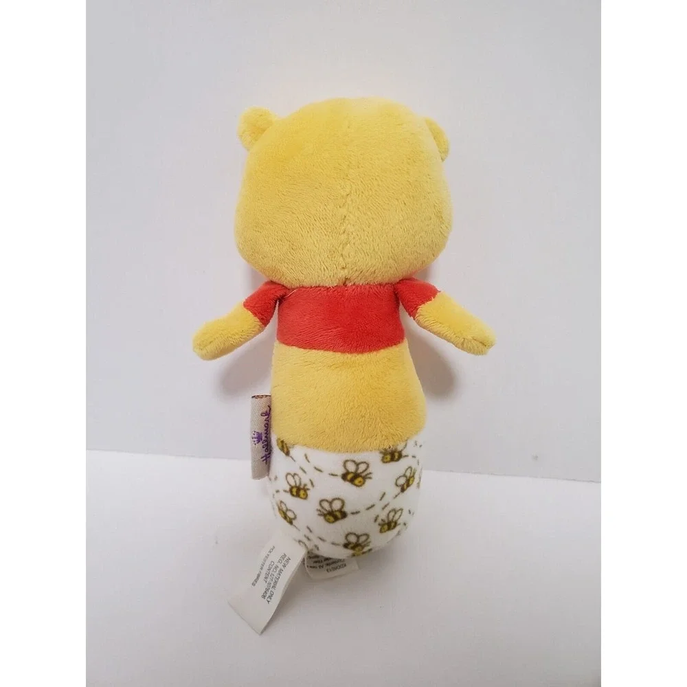 Hallmark Itty Bittys Disney Winnie‎ The Pooh Rattle Plush Stuffed Animal Toy Bee